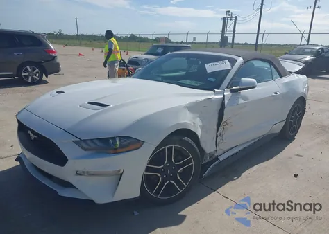 2020 Ford Mustang Ecoboost Premium z USA, uszkodzony, nr VIN 1FATP8UHXL5137077
